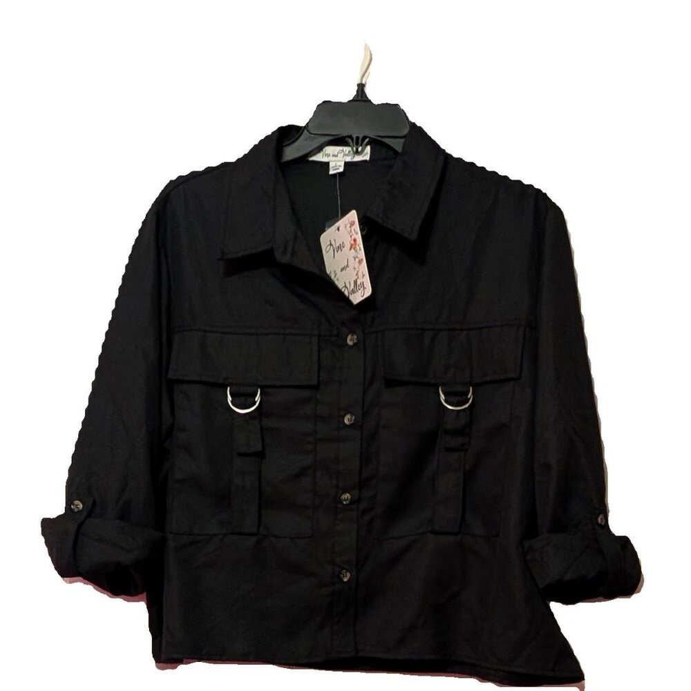 NWT Vine and Valley Women's shirt